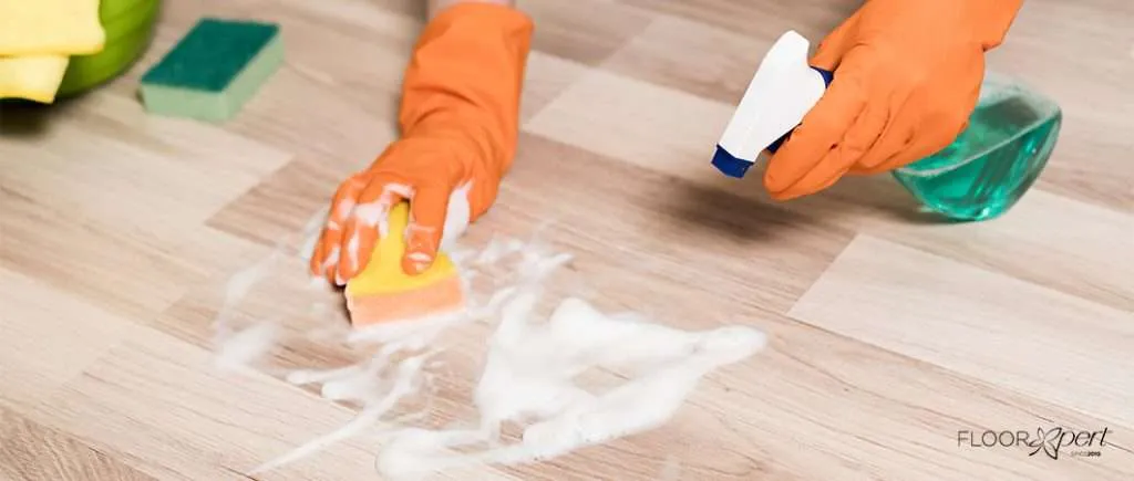 Maintaining laminate flooring