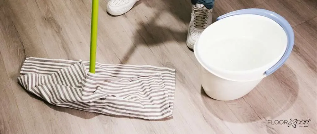 Maintaining vinyl flooring