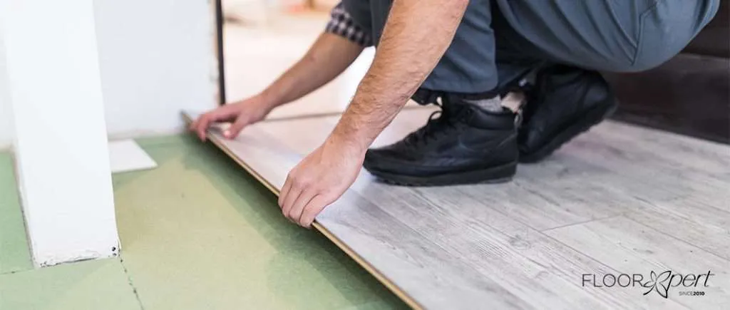 contractor installing the flooring-Flooring contractor Singapore